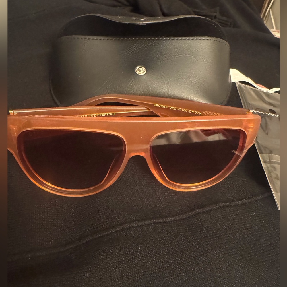 DIFF. SUN. GLASES - Picture 2 of 12
